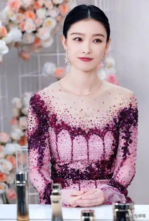 娱乐圈中运动员出身的明星:韩东君是赛车手,倪妮是游泳运动员_训练