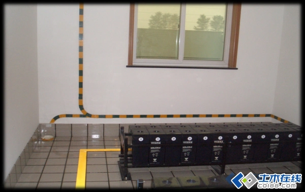 小弟想问一下,配电室一圈接地扁钢和电井里面通长敷设的接地扁钢该