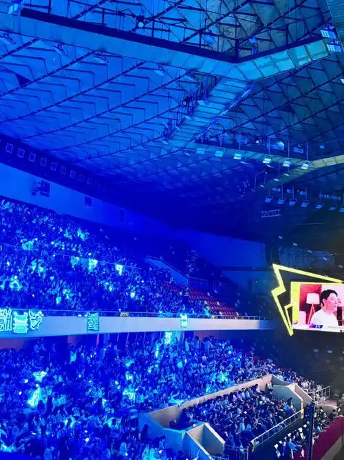 王俊凯线下灯牌,这人气什么水平?