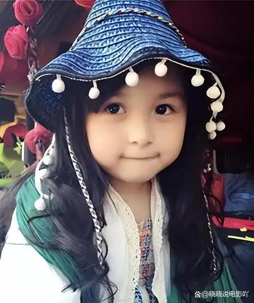刘楚恬:2岁出道年入百万,因长相甜美被禁止整容,如今长成啥样