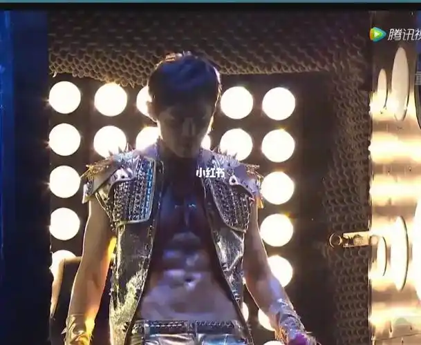 肌肉猛男周杰伦