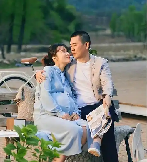 "情商堪忧"陈建斌:吐槽蒋欣化妆显老,质疑孙俪致其欲罢演甄嬛?