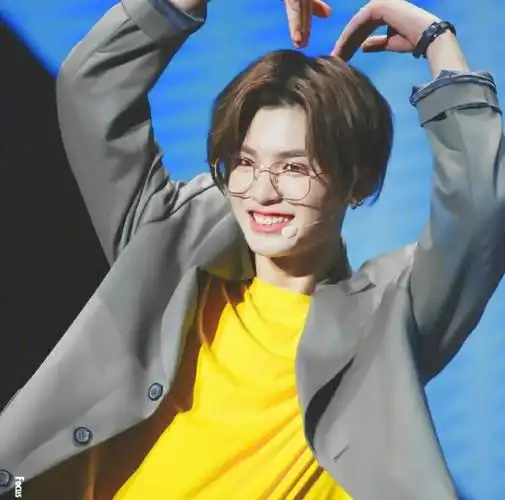 justin的泰菲笑太可了