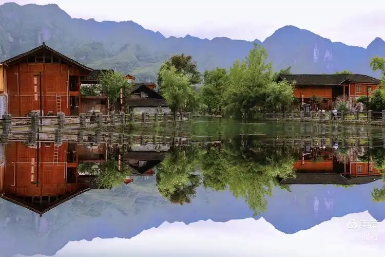 山野水乡云舍村