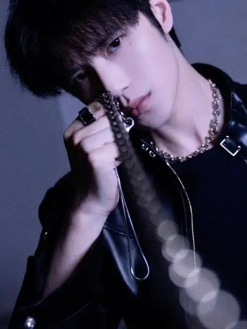 再发一组老谢的照片