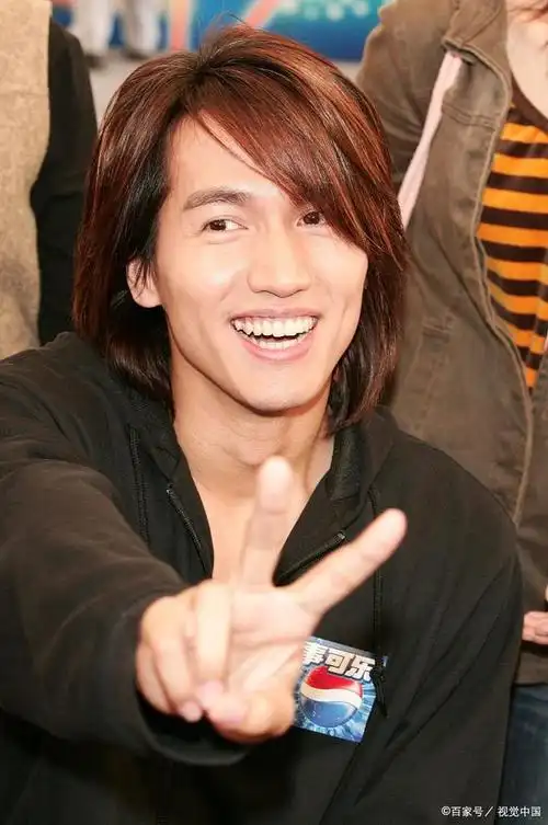 言承旭心声:童年阴影揭示与林志玲分手之谜