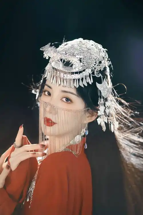 陈欣予新年写真曝光 雪女造型美出新高度 - acfun弹幕视频网 - 认真你