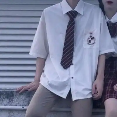 唯美一对两张恩爱情头,全部是半身小清新系的-情侣头像