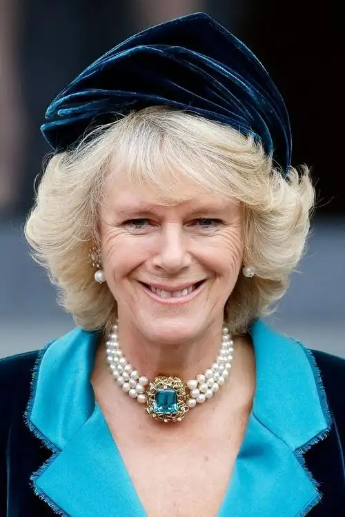 如果女人只能拥有一件珠宝,那一定是珍珠!盘点英国王室珍珠珠宝