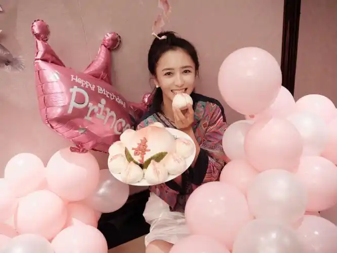 0808佟丽娅生日快乐