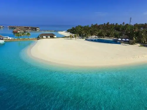 马尔代夫海滩场景-高清桌面壁纸