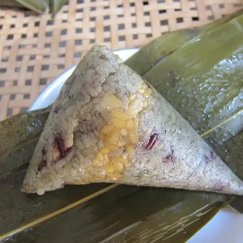 广西巴马稻灰香棕 绿豆板栗肉粽三角粽真空装 送礼团购