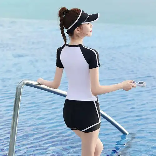 泳衣女孩夏季保守分体2023新款高级感显瘦遮肚游泳馆专用温泉泳装