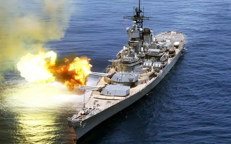 衣阿华级战列舰开炮合集