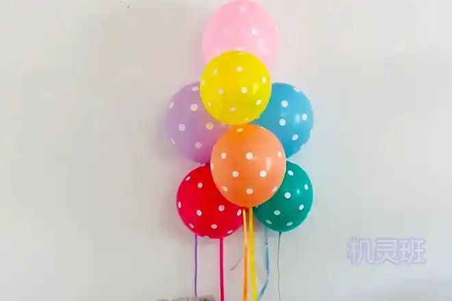 六一节教室布置用普通气球装饰墙面怎么简单又好看02步骤图解