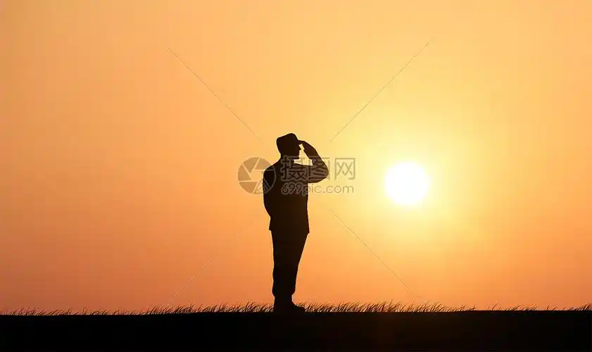 背景图片下载,该背景图片标题为夕阳下军人剪影,编号:501042293,格式