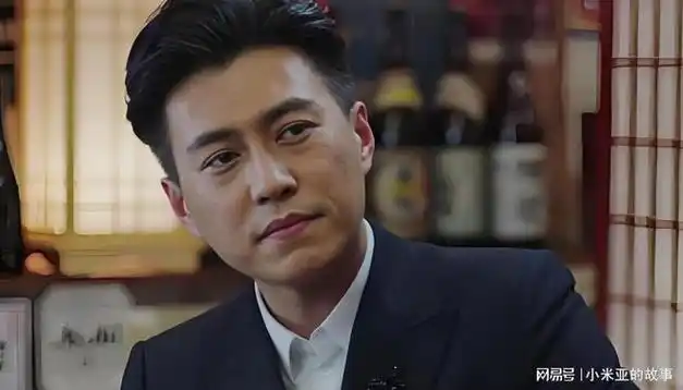 靳东隐藏44年的身份曝光,演员可能是副业,真实身份令人意想不到