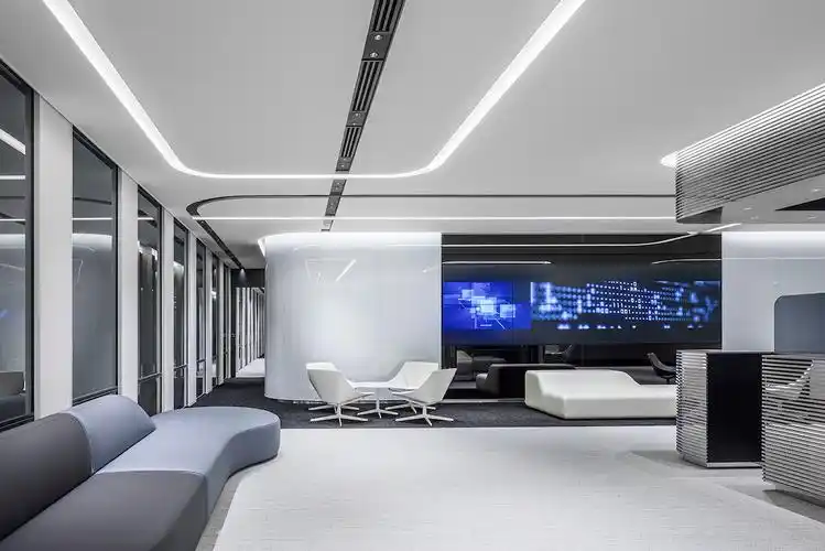 工业风办公室装修设计展现出科技感效果