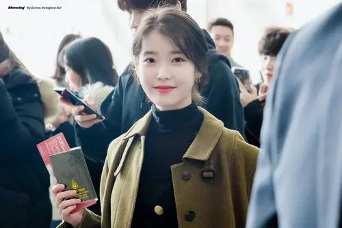 李知恩 iu cr.criu_strawberry iu_snoopy - 堆糖,美图壁纸兴趣社区