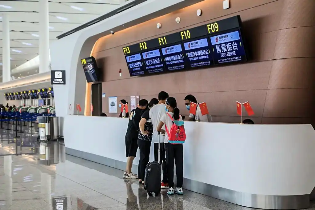 天府国际机场t2航站楼候机大厅