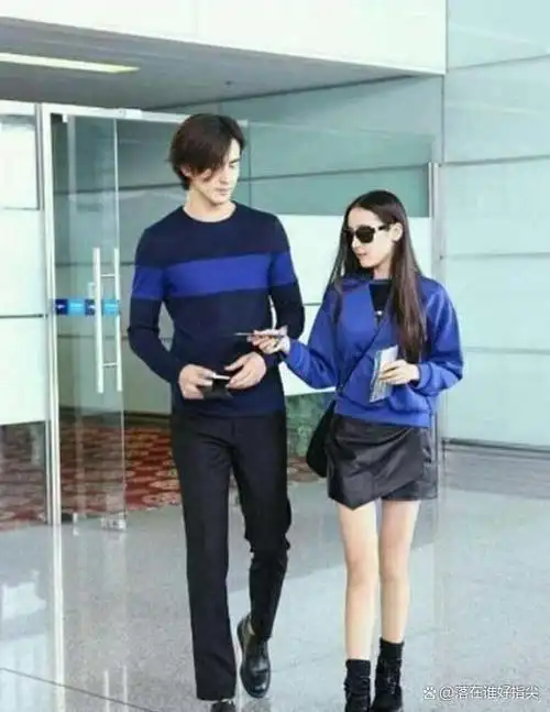 今天要给大家介绍一个男演员,他是杨幂旗下的一位艺人,名叫高伟光.