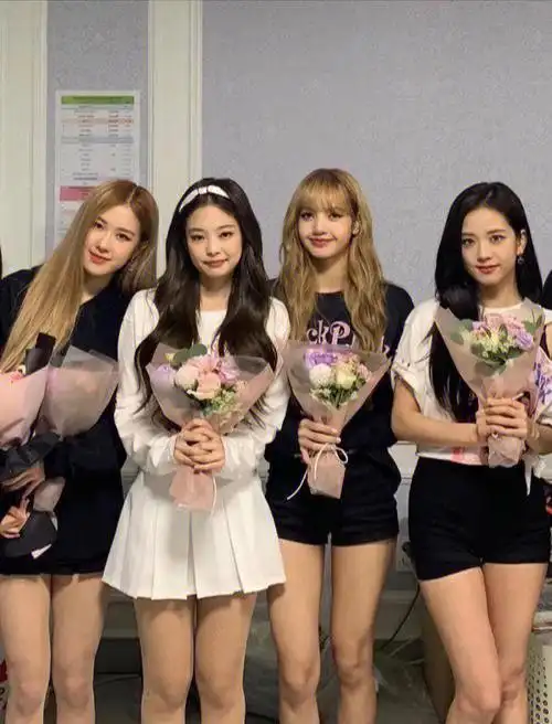 blackpink四闺女的稀有图赶紧收藏