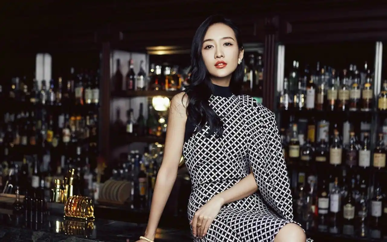 王鸥慵懒魅力写真图片桌面壁纸高清大图预览1920x1200_大陆明星下载