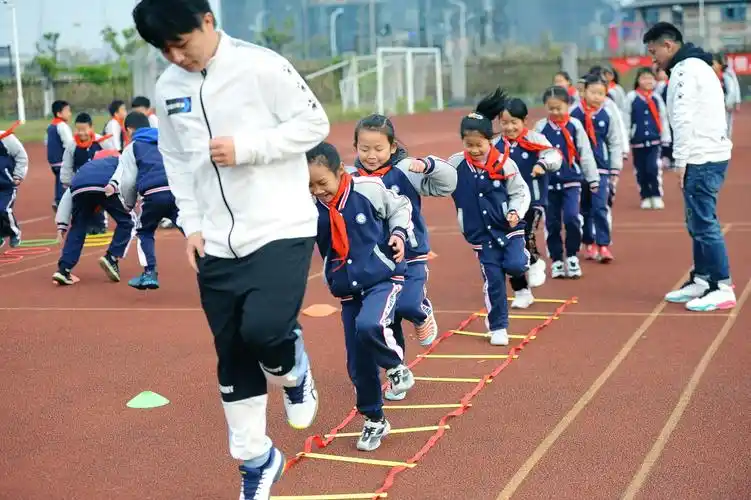 杭州的网红体育课走进上虞开拓创新的上虞学校体育积极探索发展新路子