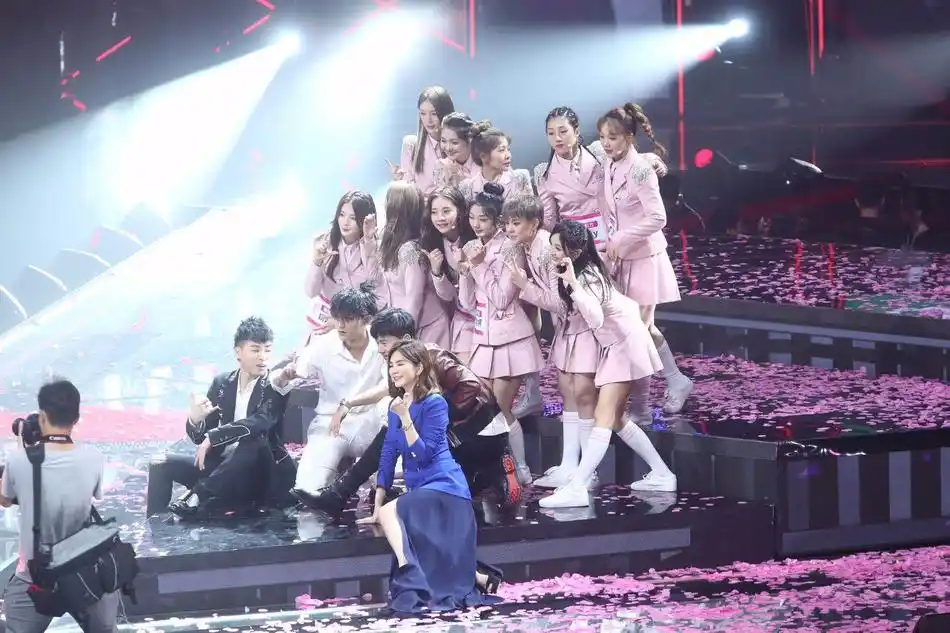 创造101成团出道名单都有谁,火箭少女101十一位成员名单