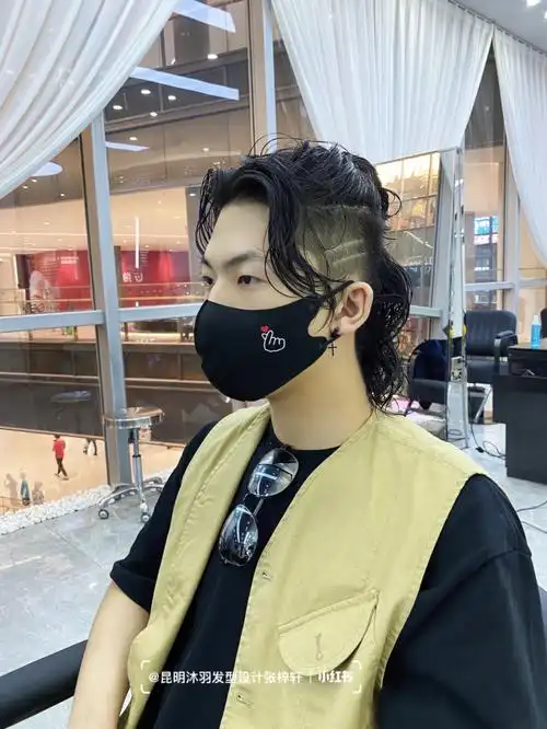 男生日系发型推荐男生超日系发型,狼尾发型,鲻鱼头#男生发型  #昆明