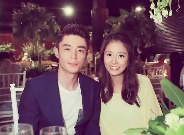 霍建华林心如过二人世界,结婚4年感情依旧,一家三口很幸福_和林_照片