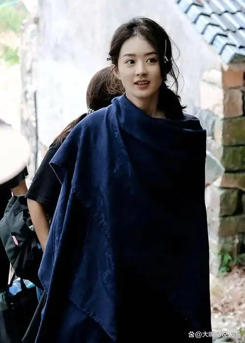 2023年9月7日,36岁的顶级女演员赵丽颖再次引起热烈关注,这一次不是