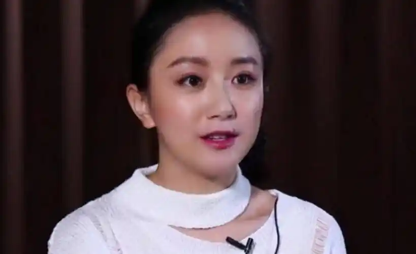 原创有种变美叫李倩黄轩第一个承认的女友点掉痣后美到认不出