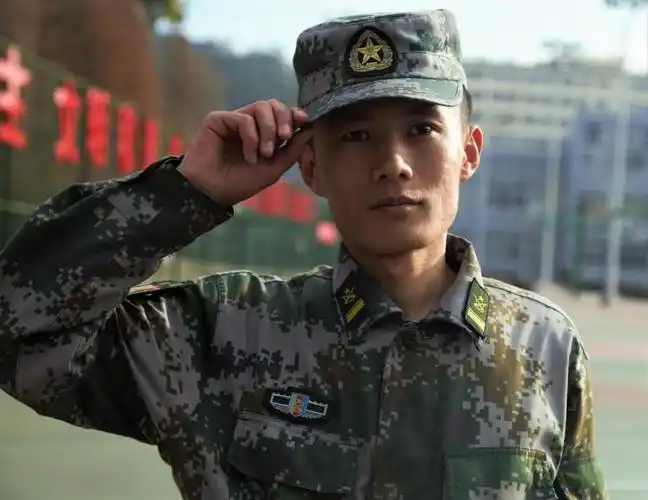 最美教官 || 一身戎装,有力坦荡