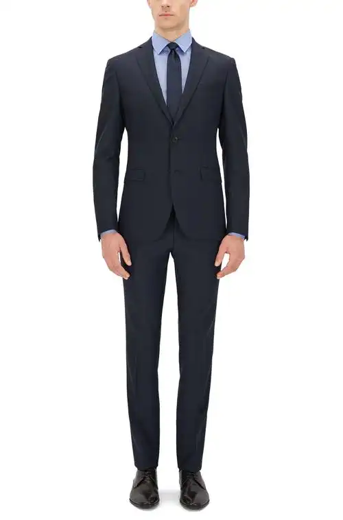 商务西装 business suit