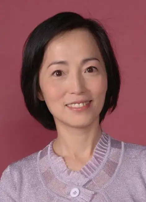 "石榴姐姐"苑琼丹美照曝光,如今身家过亿_网易订阅