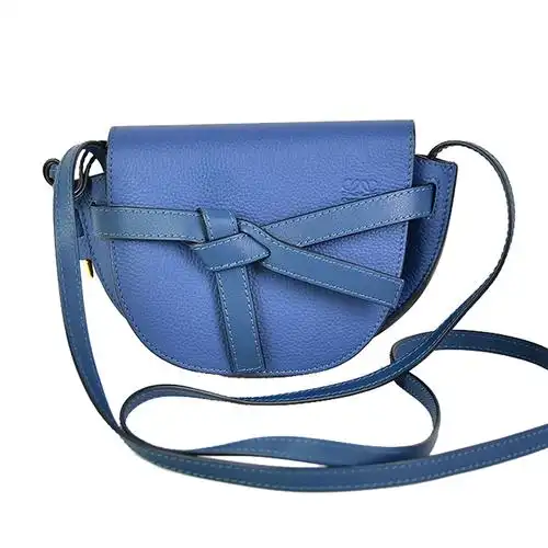 [二手9.5新]罗意威loewe女士全皮翻盖斜挎包wh0952