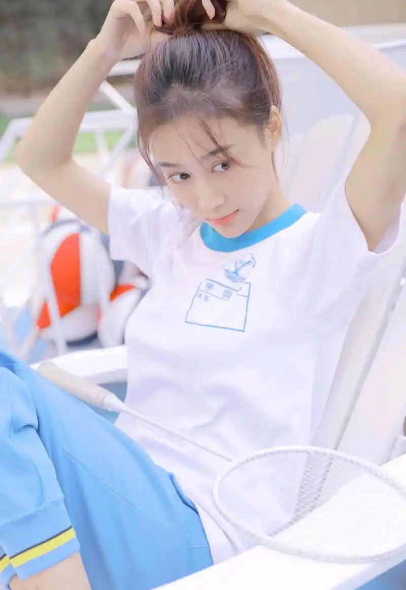 "美少女"辛雨锡:甜美可爱,青春靓丽