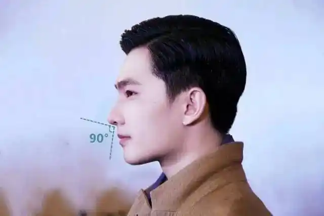 嘴突与牙齿牙齿矫正能让侧脸变得更美