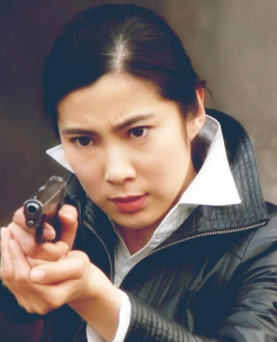 《铁血使命》是由贵州电视台出品的电视剧,以"战争,女人,暴力"为核心