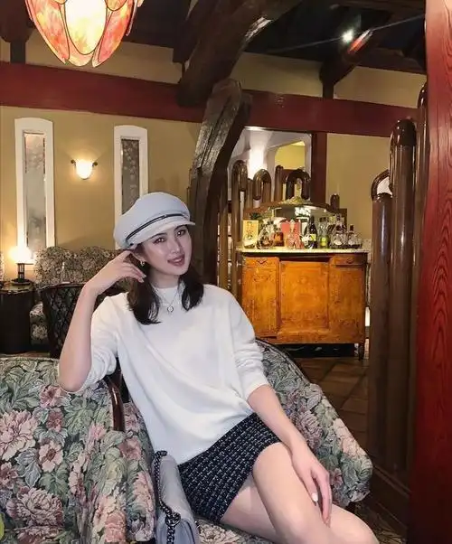 她是任正非前妻白富美为爱下嫁穷小子儿女争气不后悔错失千亿