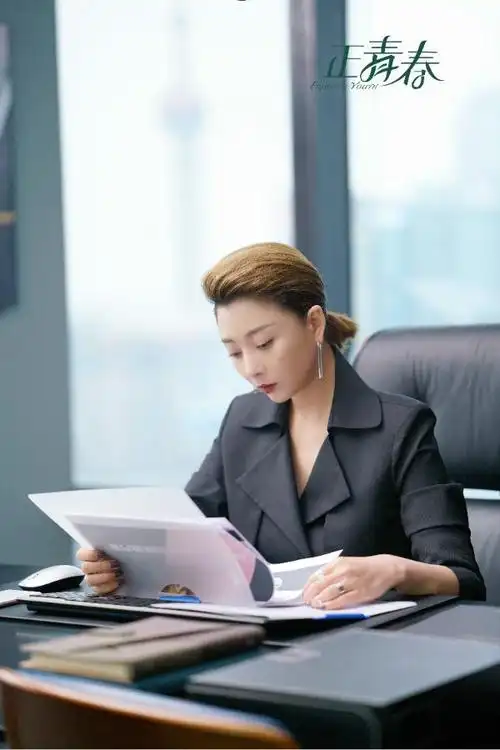 正青春热播殷桃职场博弈战况升级