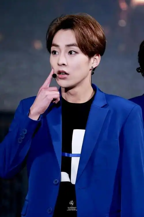 谁有exo的单人照.要最帅的.