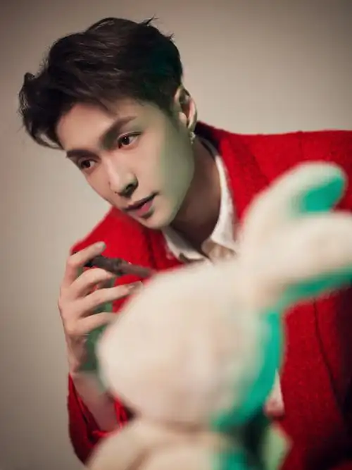 三寸盛京##张艺兴##张艺兴面纱2024跨年##张艺兴面纱舞台再现红衣