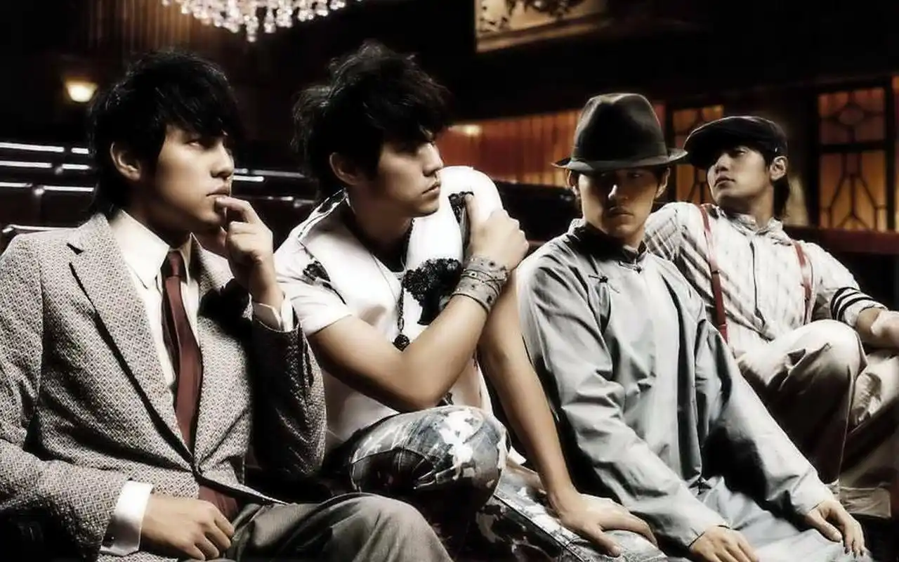 许嵩和周杰伦谁唱的歌好听