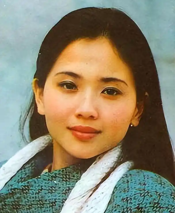 "江南第一美女"陶慧敏:拍戏从不接吻戏,当红时选择嫁给初恋