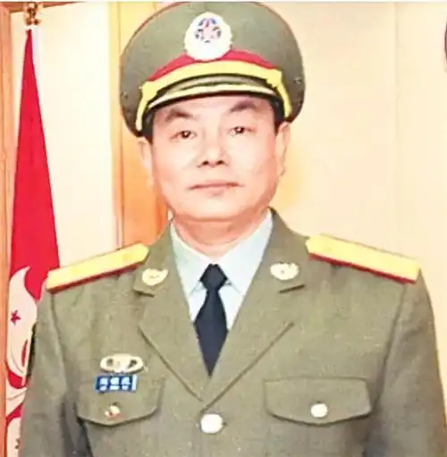 驻港部队首任司令员刘镇武59岁晋升上将军衔62岁任副总参谋长