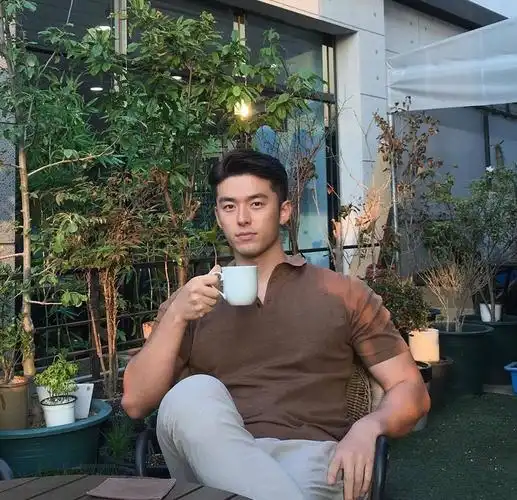 186cm的他是韩国最好看的男网红