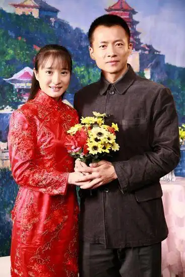 《爱你一生》唐曾林好结婚照