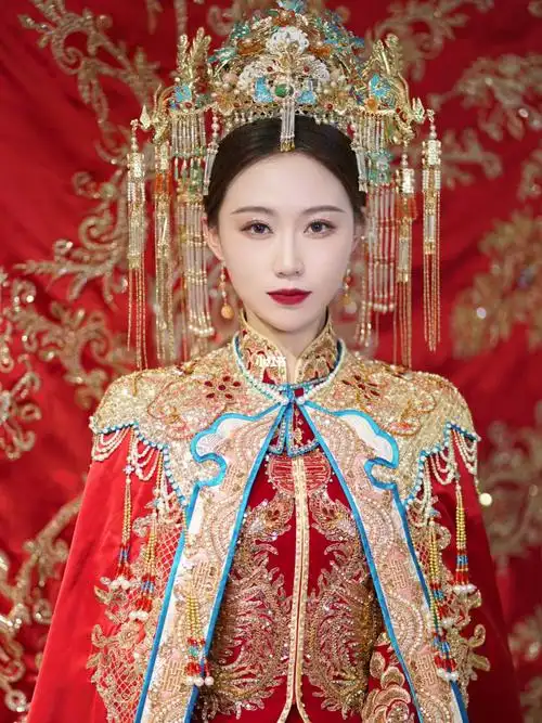 唐山中式婚礼试妆照|凤冠霞帔